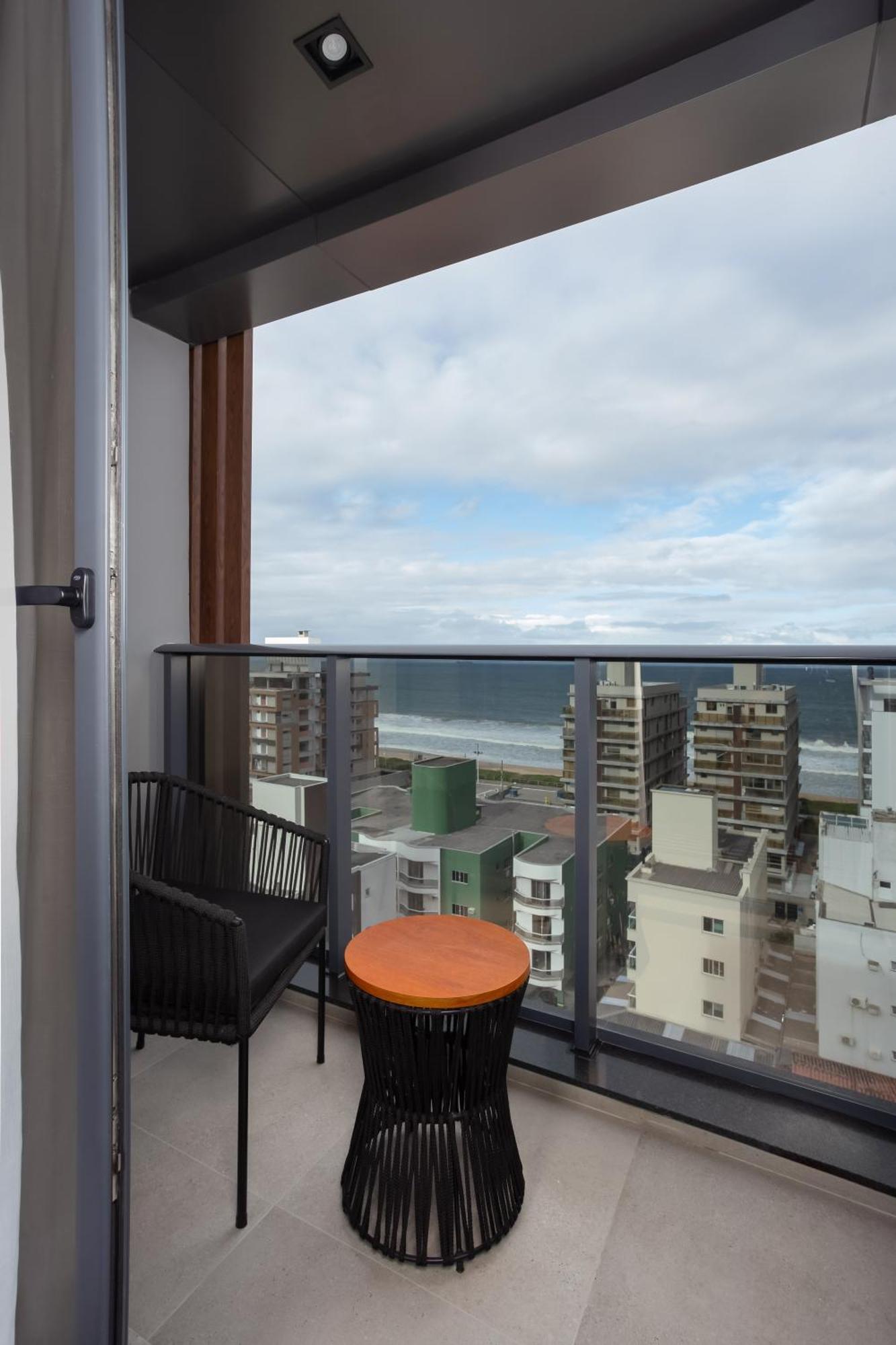 Brava Mundo Hotel Boutique Oficial Itajaí Esterno foto